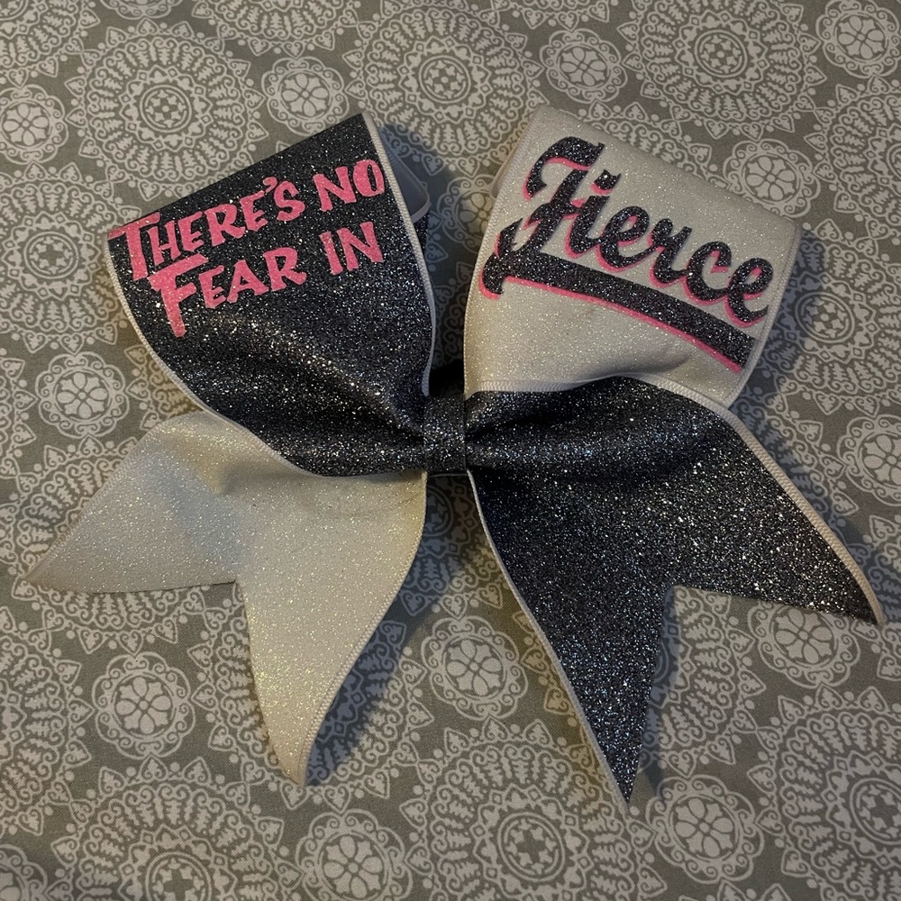 cheer bow!